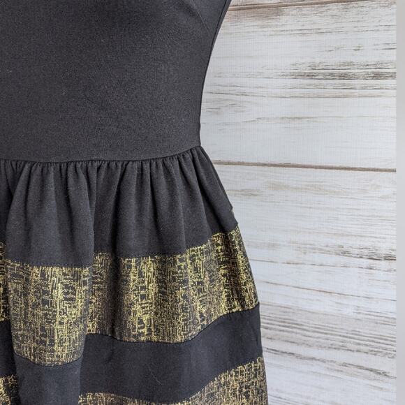 Necessary Objects Fit and Flair Party Dress Sz med - Picture 3 of 5